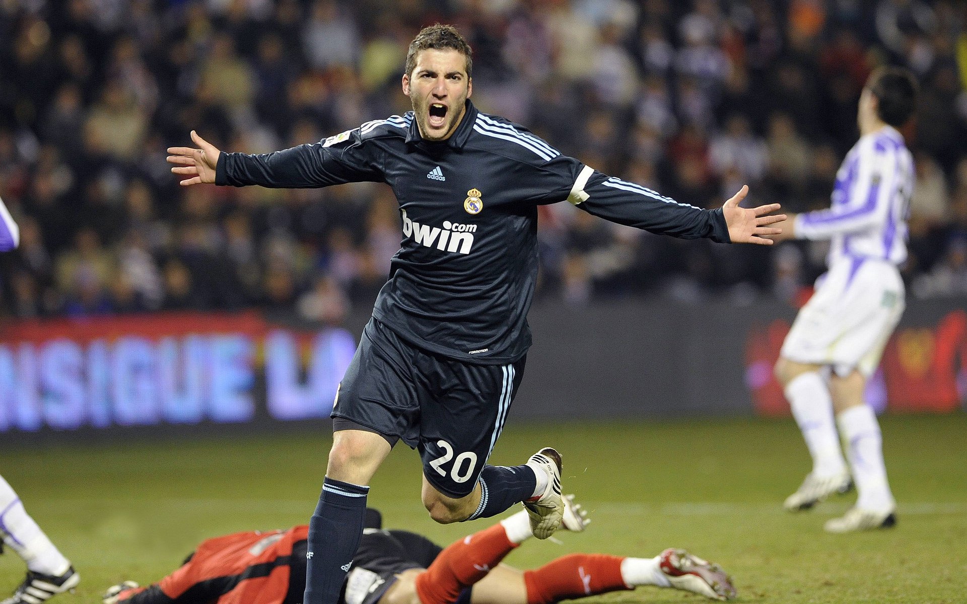 那不勒斯新援表现出色，那不勒斯近况